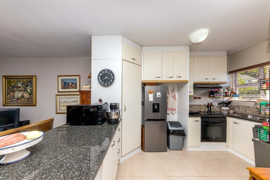 2 Bedroom Property for Sale in Green Point Western Cape